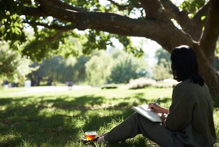 8 Things That Relieve Depression Naturally: Exploring Supportive Approaches in 2026